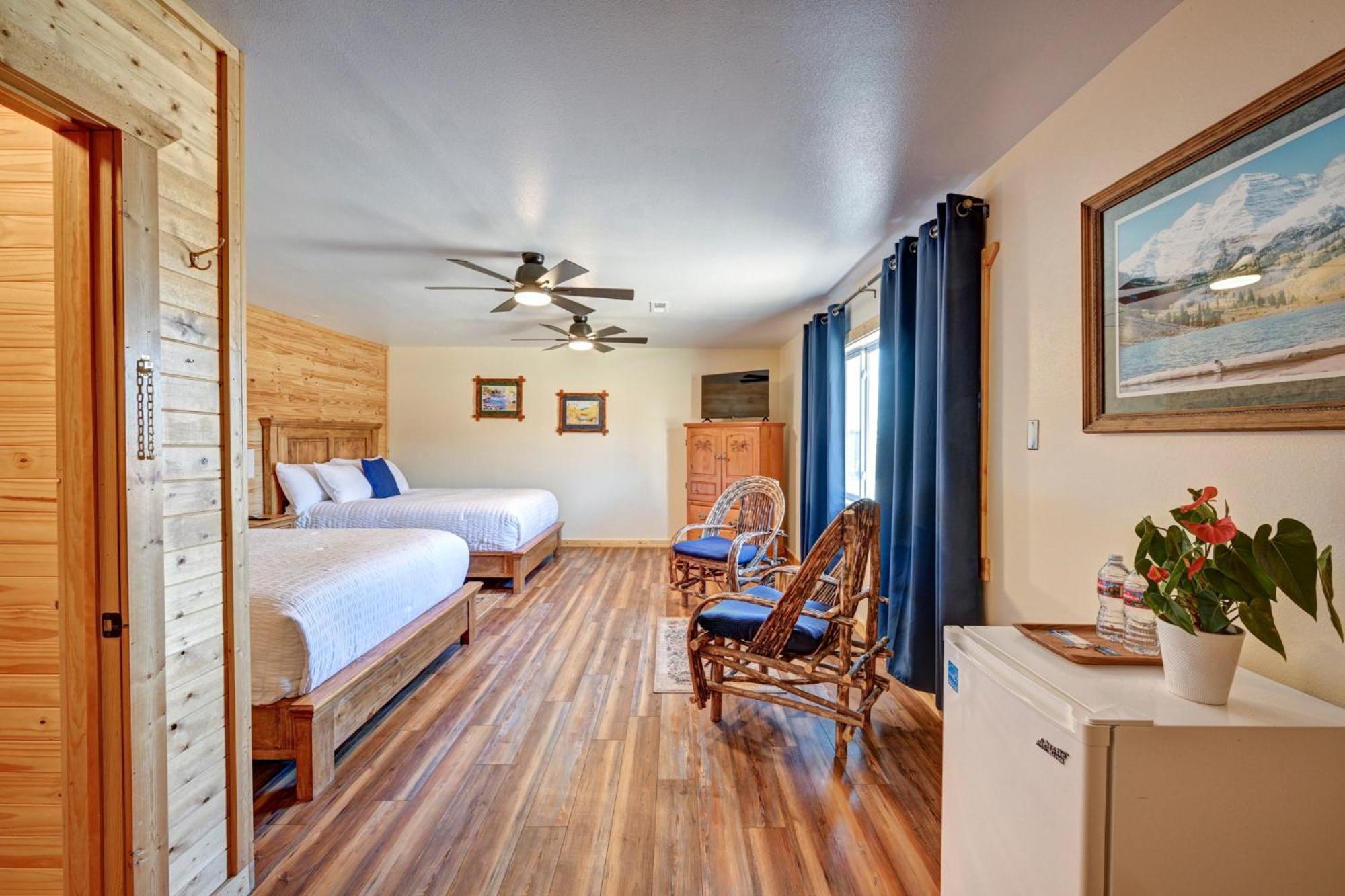 فندق Snowy Peaks Rv Park بوينا فيستا الغرفة الصورة
