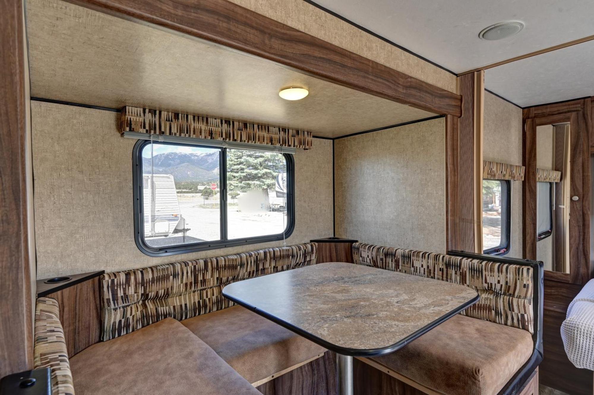 فندق Snowy Peaks Rv Park بوينا فيستا المظهر الخارجي الصورة