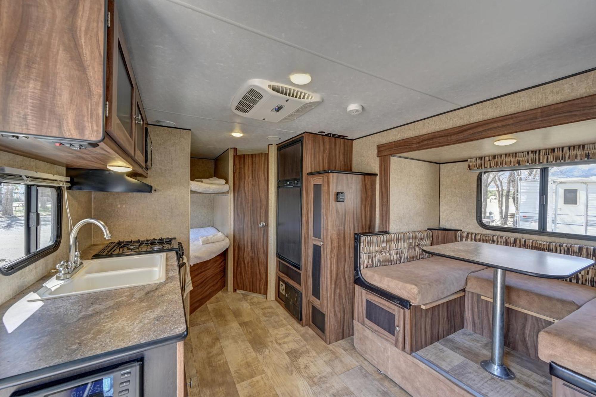 فندق Snowy Peaks Rv Park بوينا فيستا المظهر الخارجي الصورة