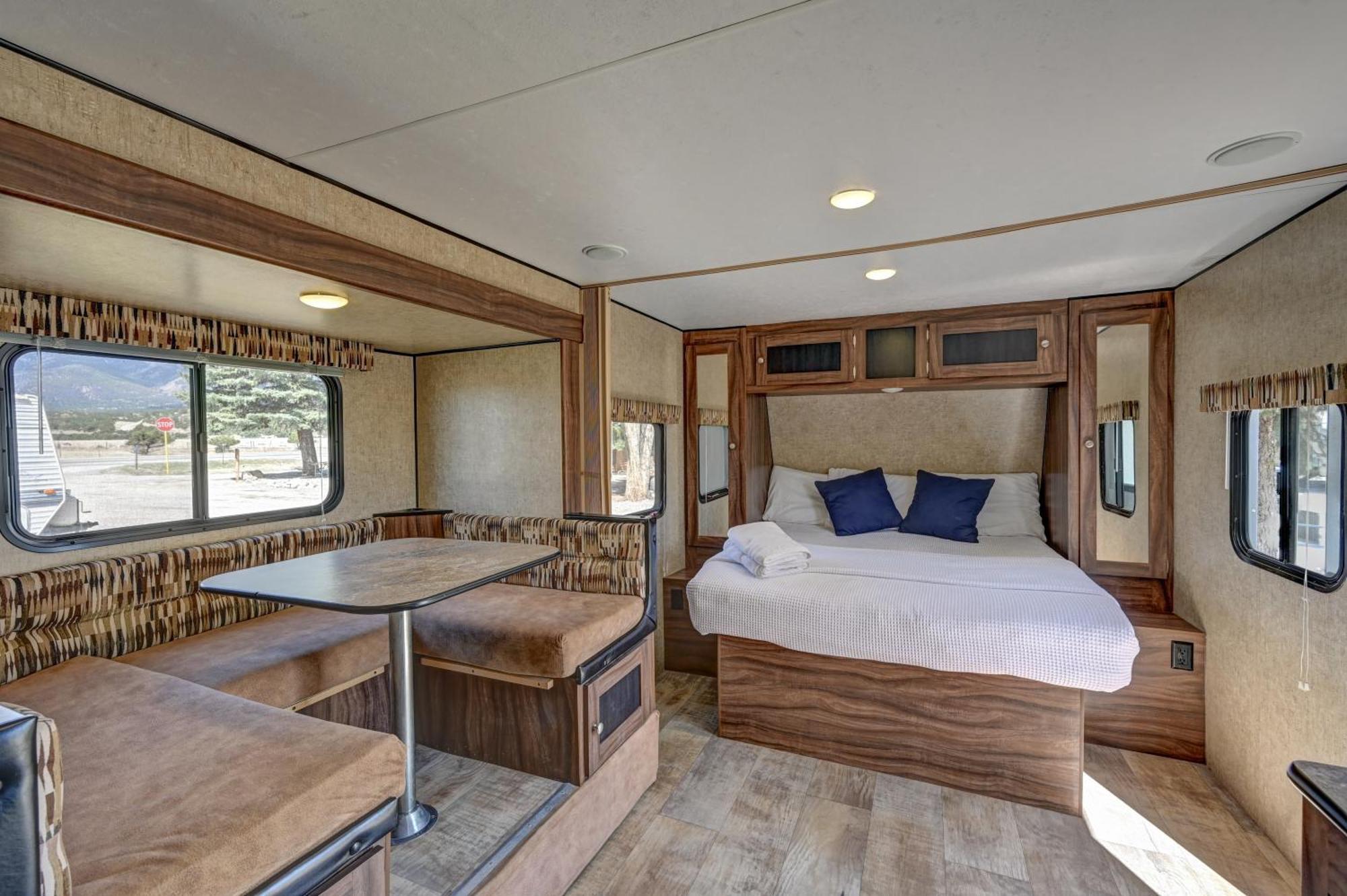فندق Snowy Peaks Rv Park بوينا فيستا المظهر الخارجي الصورة